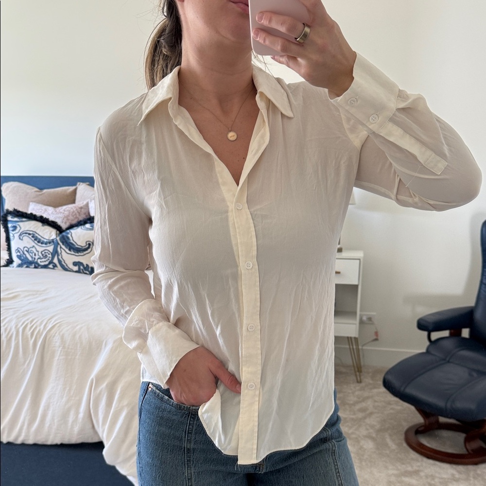 NWOT Zara button down ivory 100% Silk Shirt